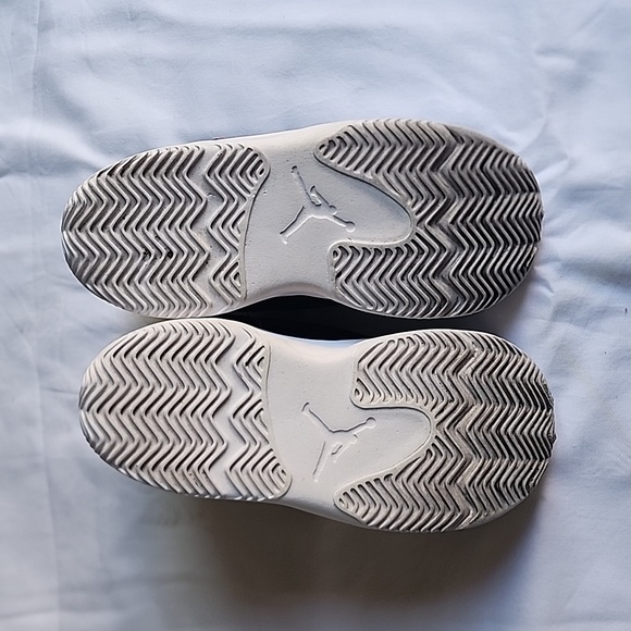 Toddler Jordan's - Picture 6 of 8